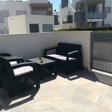 Apartamento Res. El Mirador - Calle Txacolina - Punta Prima - Torrevieja
